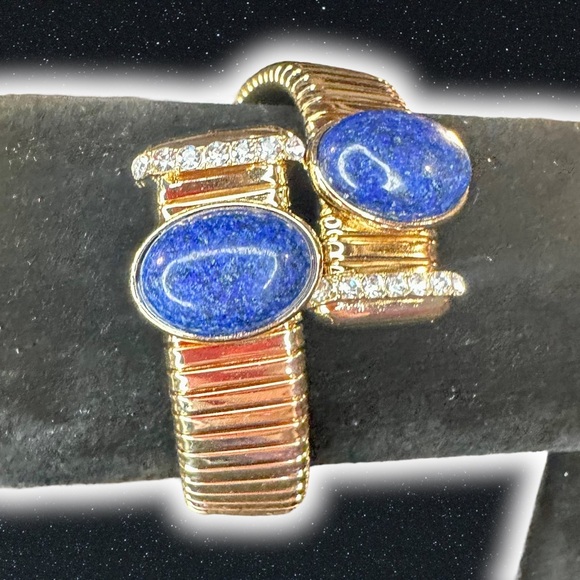 Princess Diana / Meghan Markle Inspired Blue Gemstone & CZ Goldtone Bracelet - Picture 5 of 16